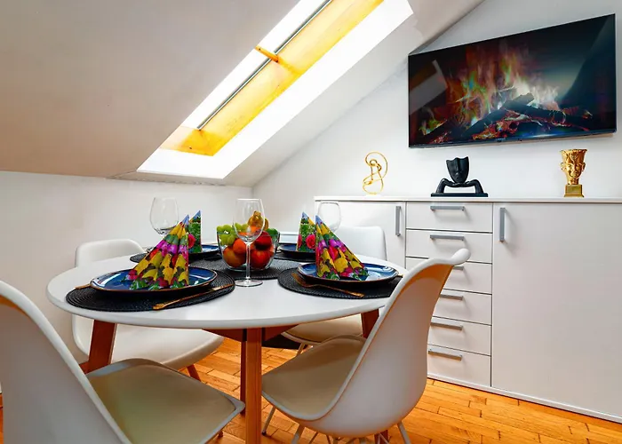River Deluxe Suite
